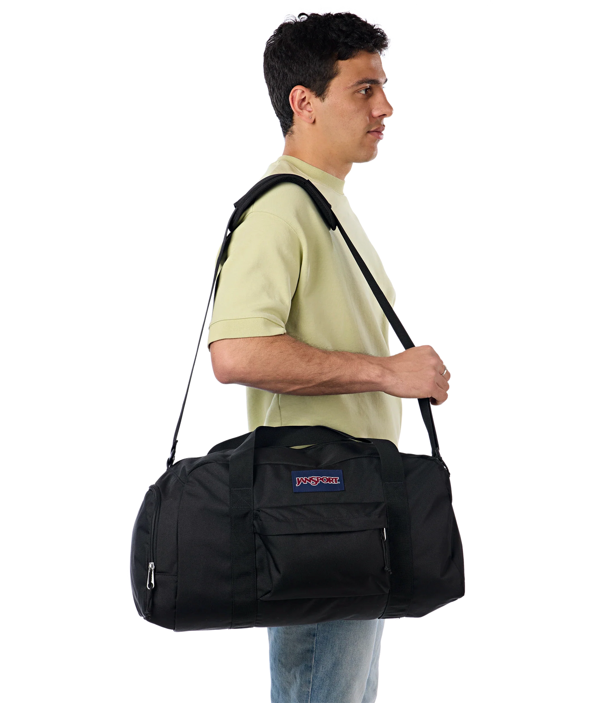 weekender-medium-duffel-r4 JS0A85VF008-MODEL.webp